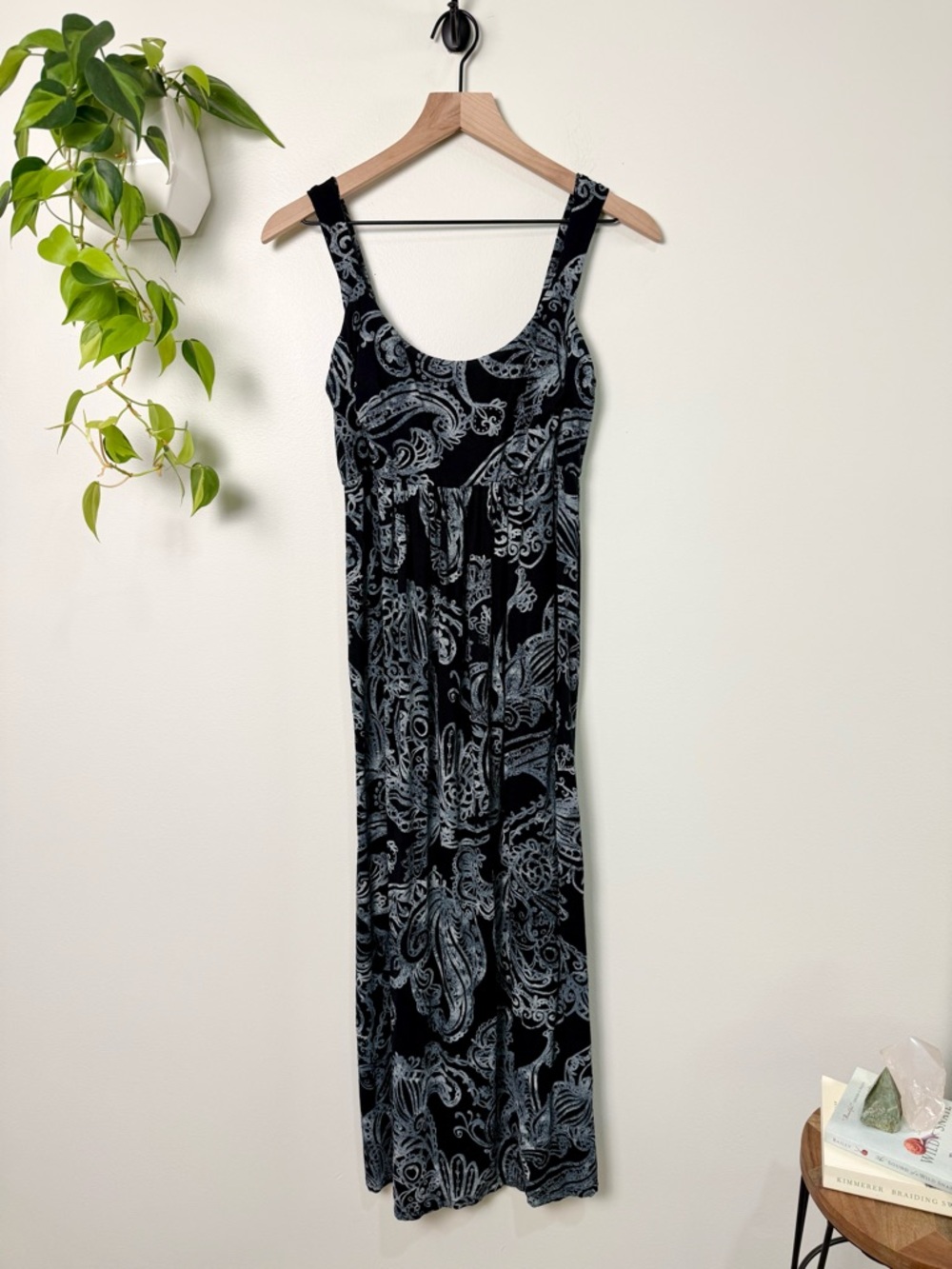 Fresh Produce Floral Maxi Dress Paisley Black Size XS Jersey Summer Resort Beach